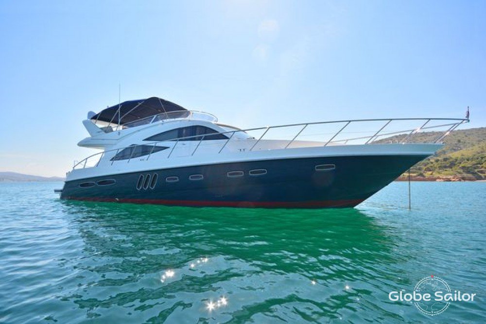 Luksusowy Jacht Sealine T60