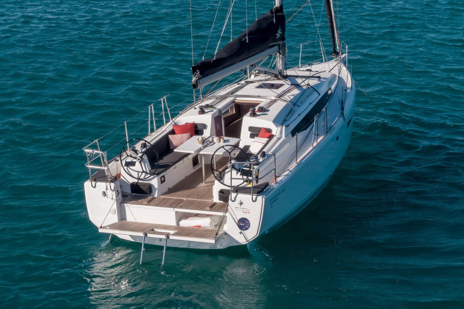 Sailboat Sun Odyssey 380