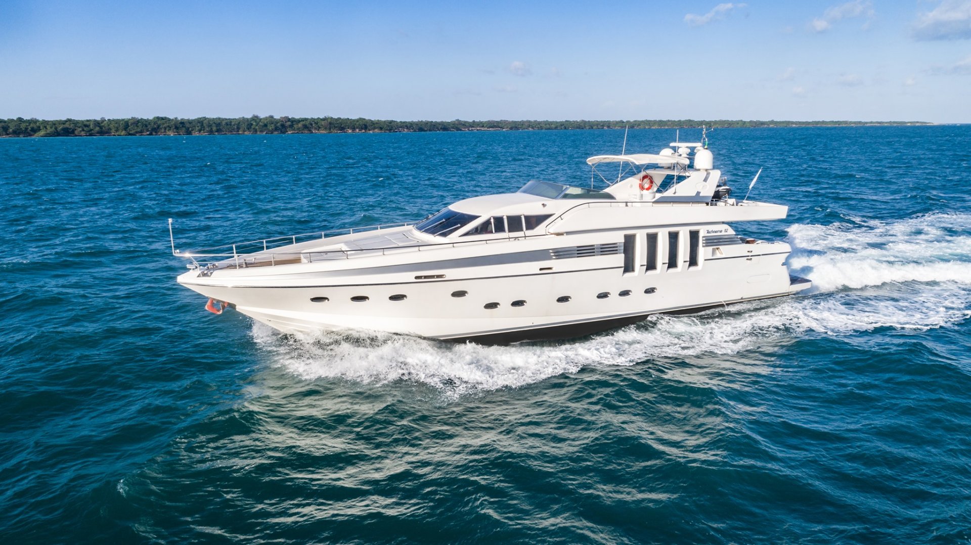 Luxury Yacht Technema 82