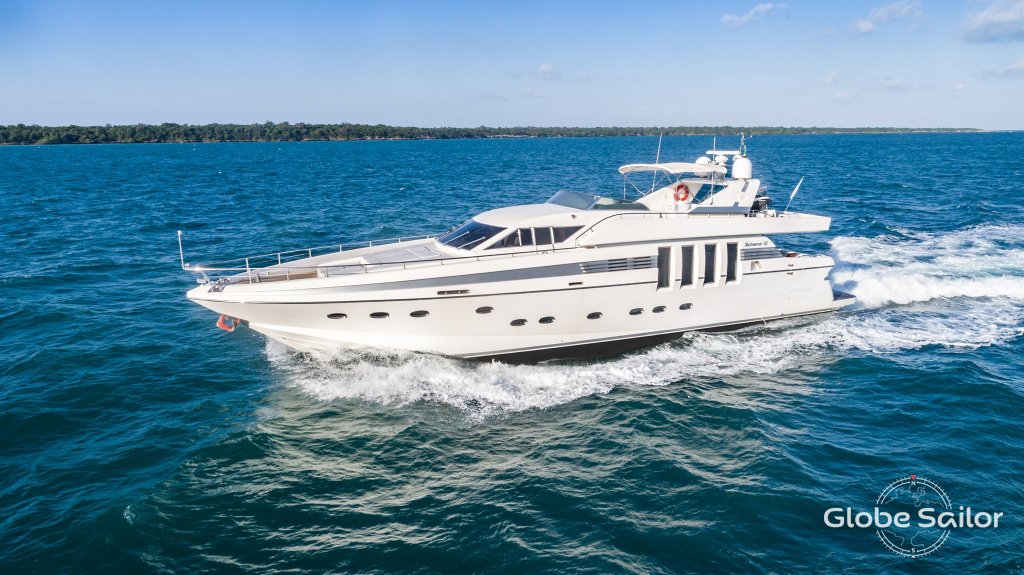 Luxury Yacht Technema 82