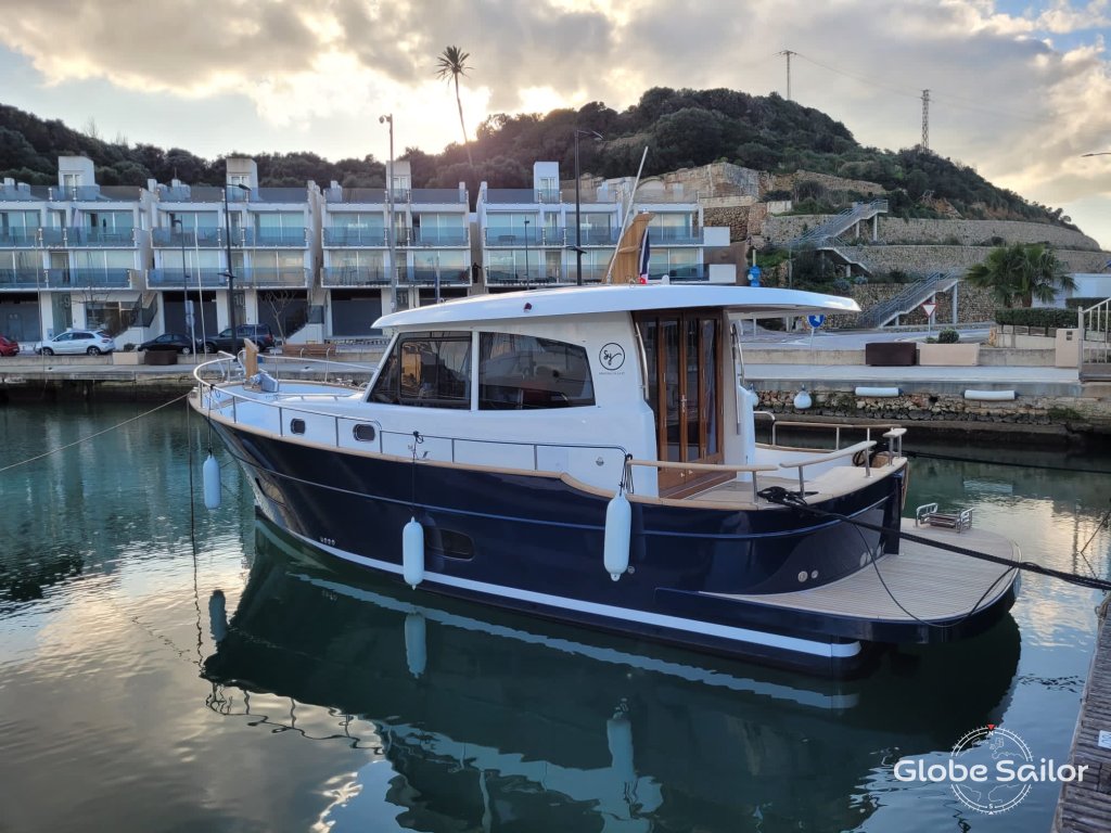 Barco a motor Menorquin 34 HT