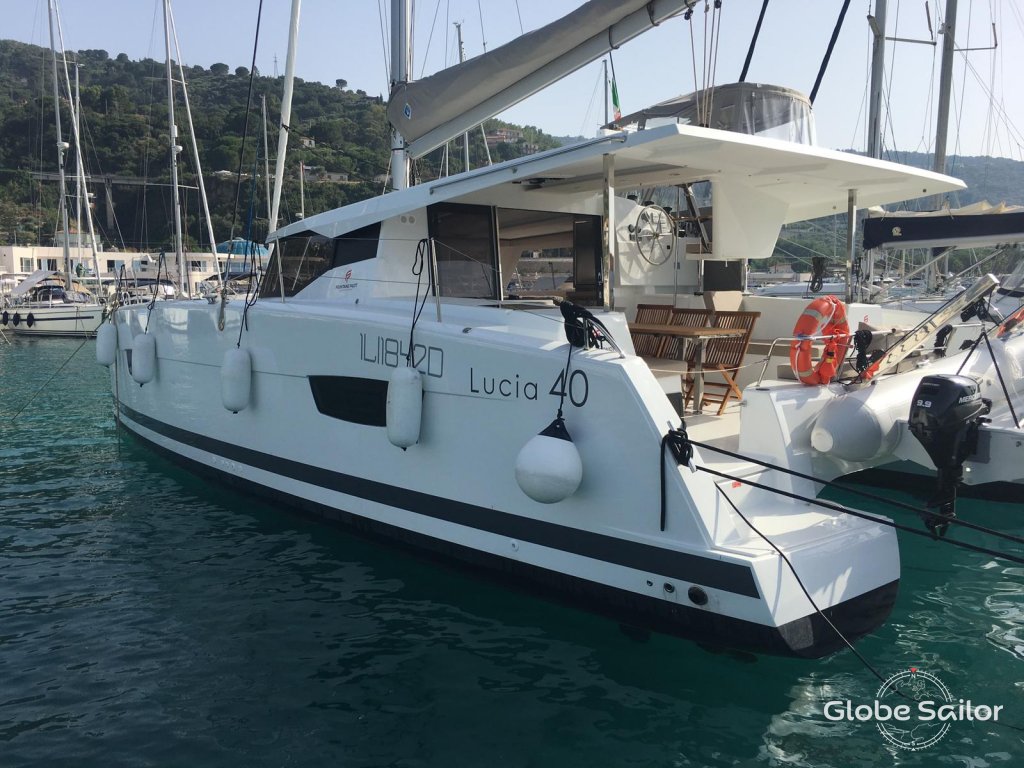 Catamaran Lucia 40