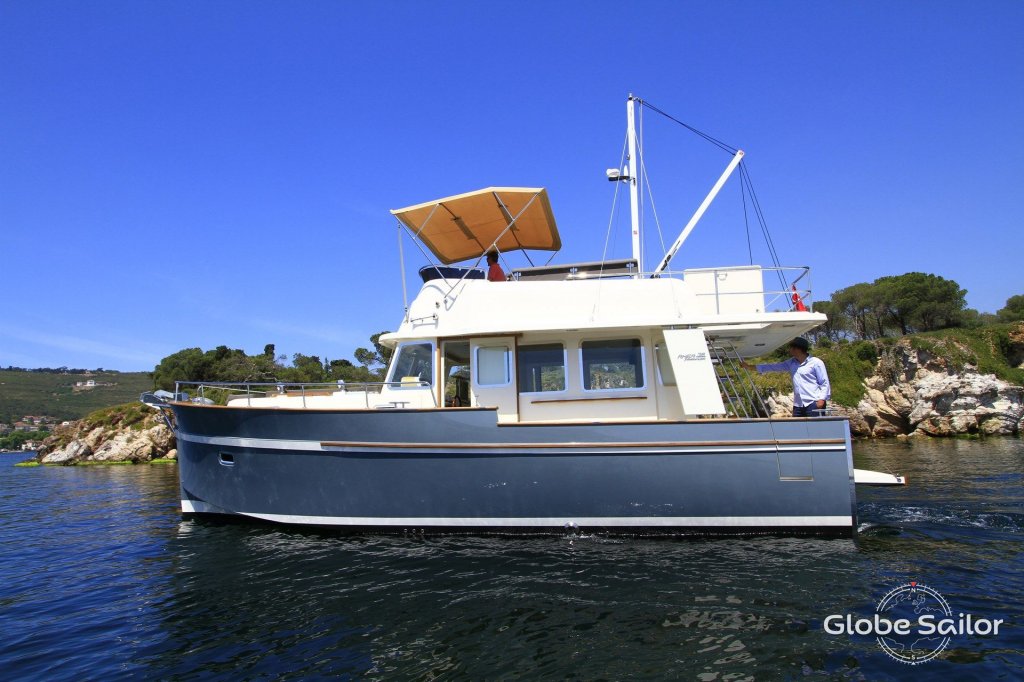Motorboot Rhea Trawler 36