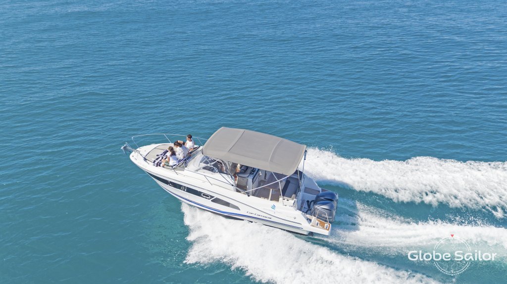 Motor boat Cap Camarat 9.0 WA