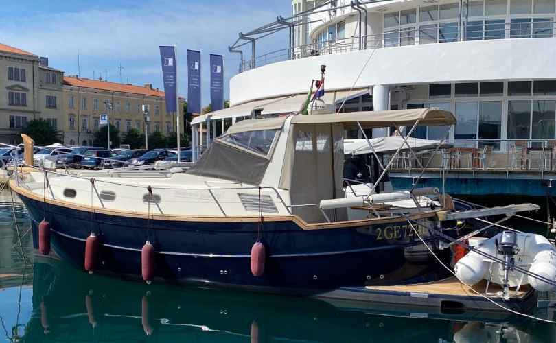 Photo Menorquin Yacht 100 (2004)