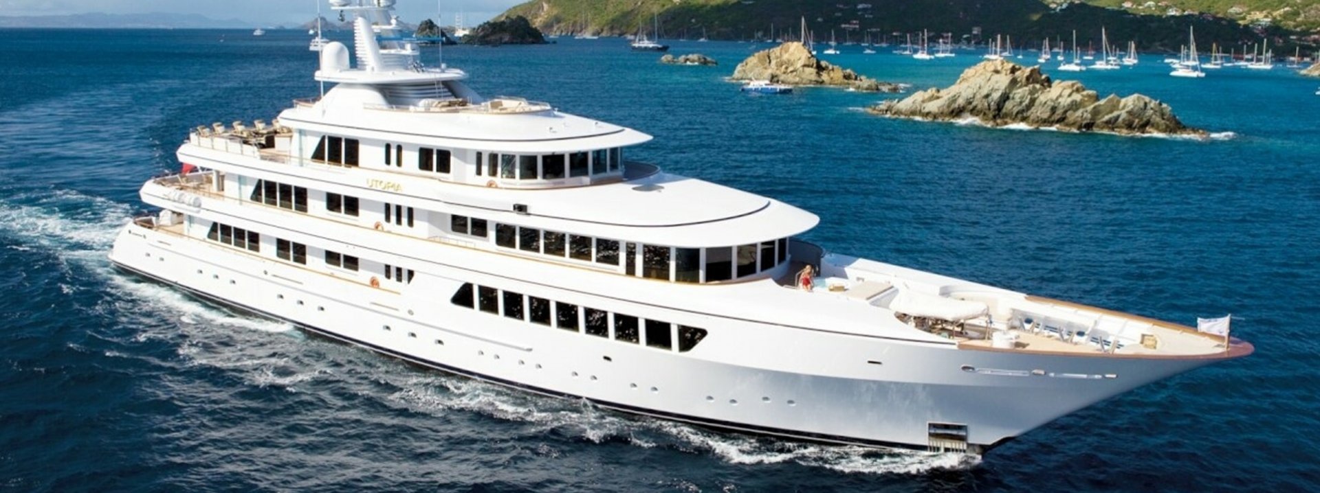 Luxury Yacht Utopia IV