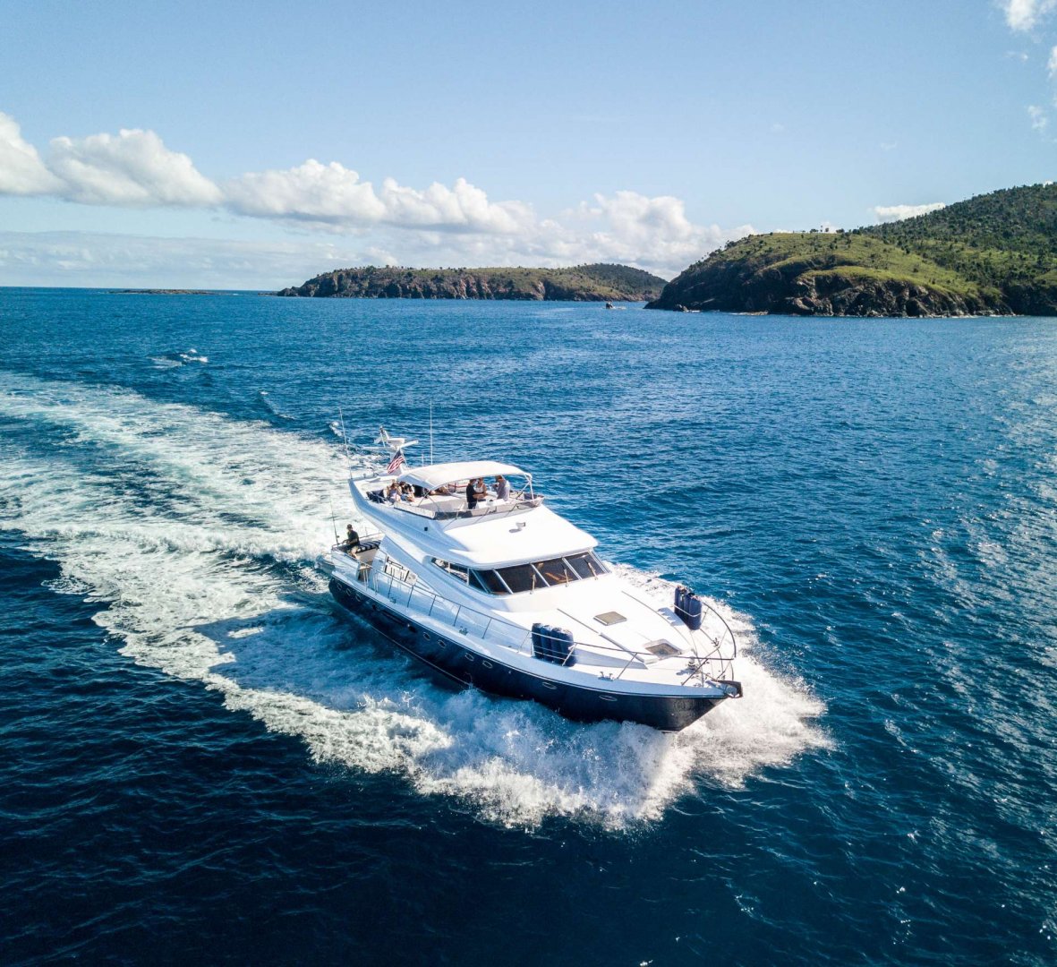 Luxury Yacht Johnson 65