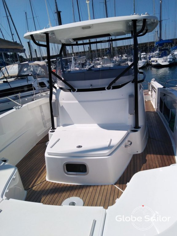 Barca a motore Cap Camarat 9.0 CC