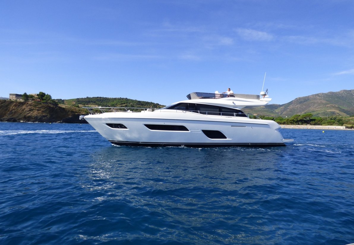 Yacht Ferretti 550