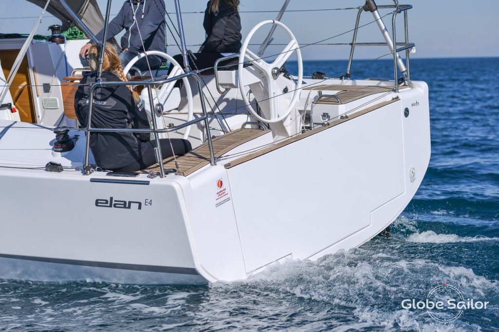 Sailboat Elan E4