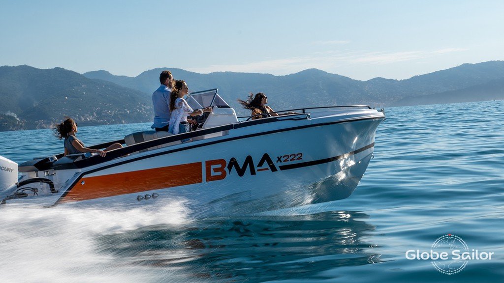 Barca a motore BMA X222