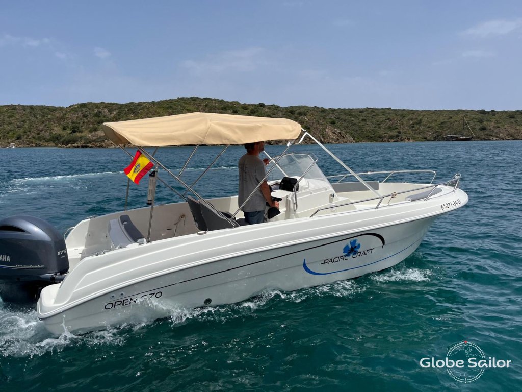 Barco a motor Pacific Craft 670 Open