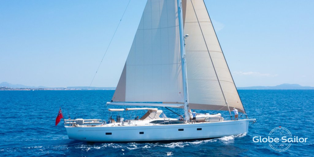 Sailboat Oyster 825