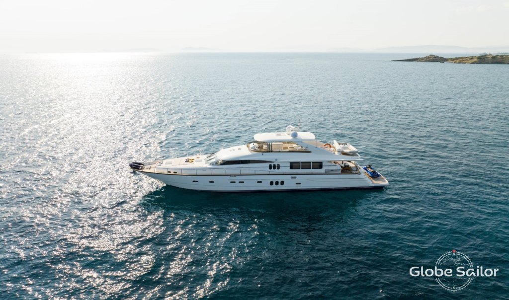 Luxury Yacht Princess 23