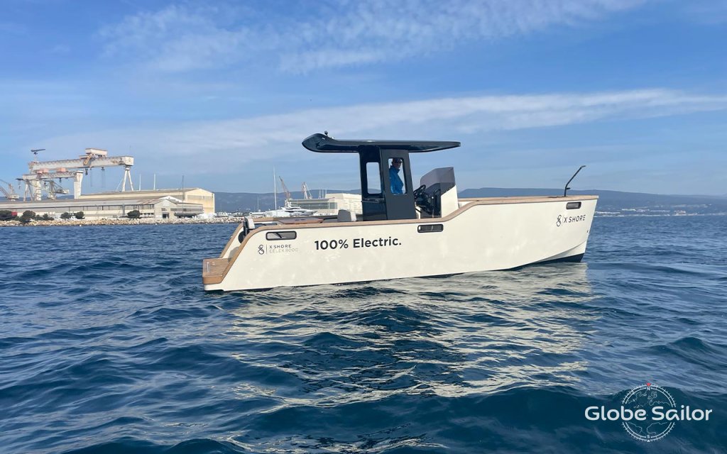 Motor boat Eelex 8000