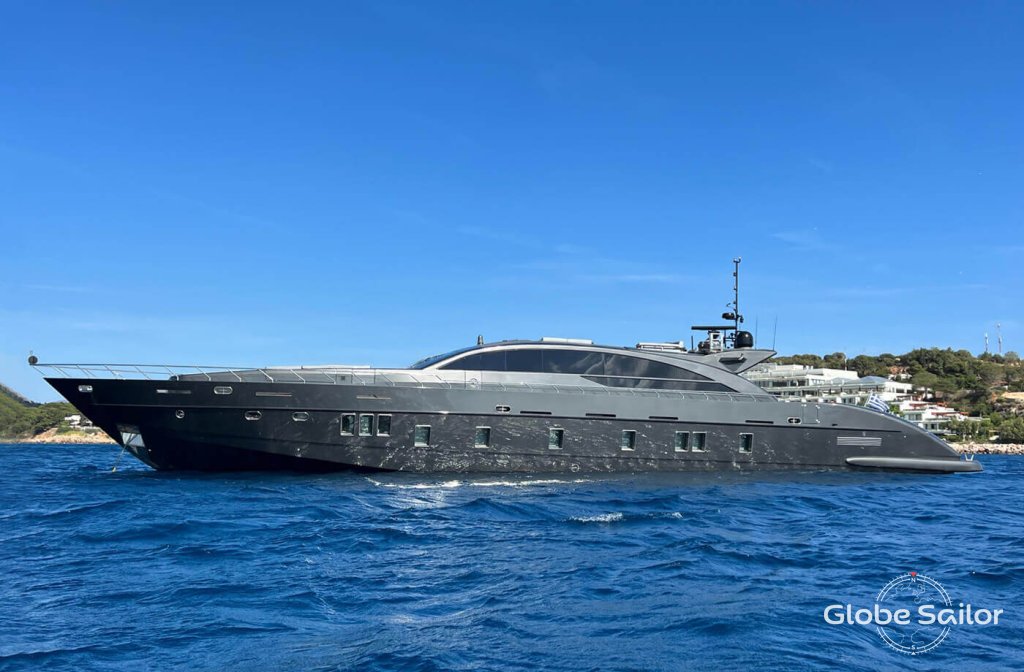 Luxury Yacht Velvet 36