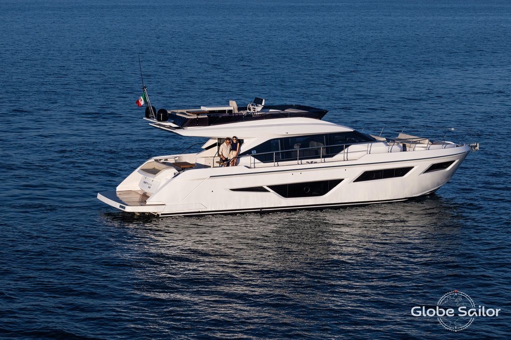 Luxury Yacht Ferretti 580