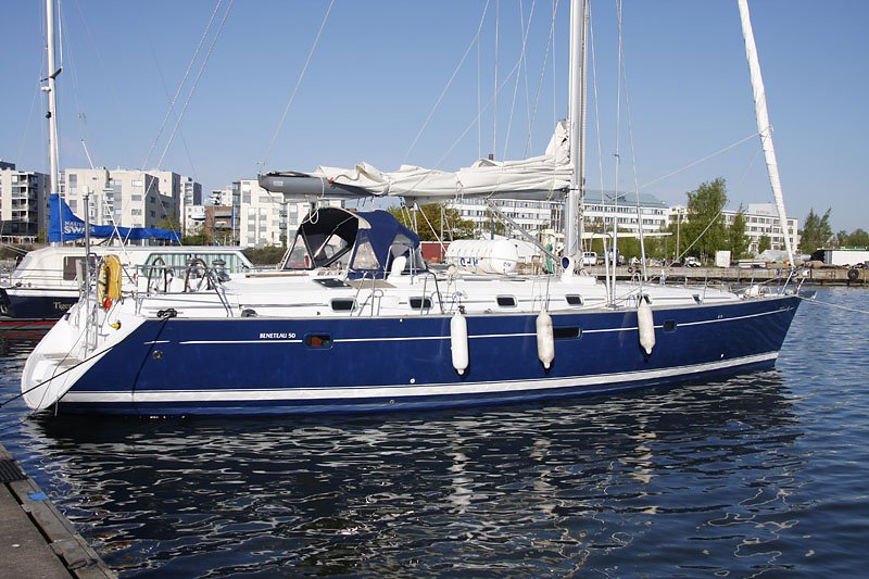 Парусная яхта Beneteau 50