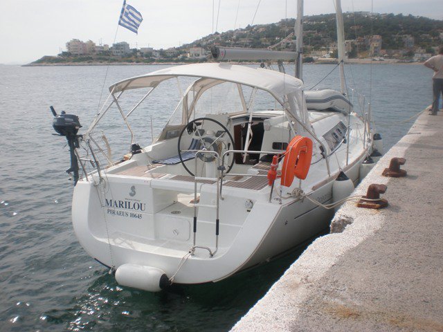 Sailboat Oceanis 34