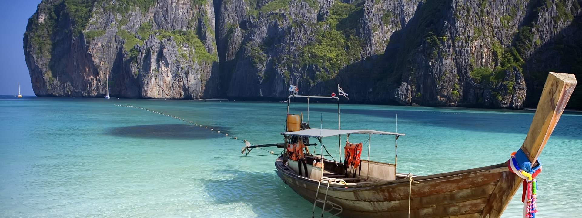 Discover the gem of the Andaman Sea by catamaran