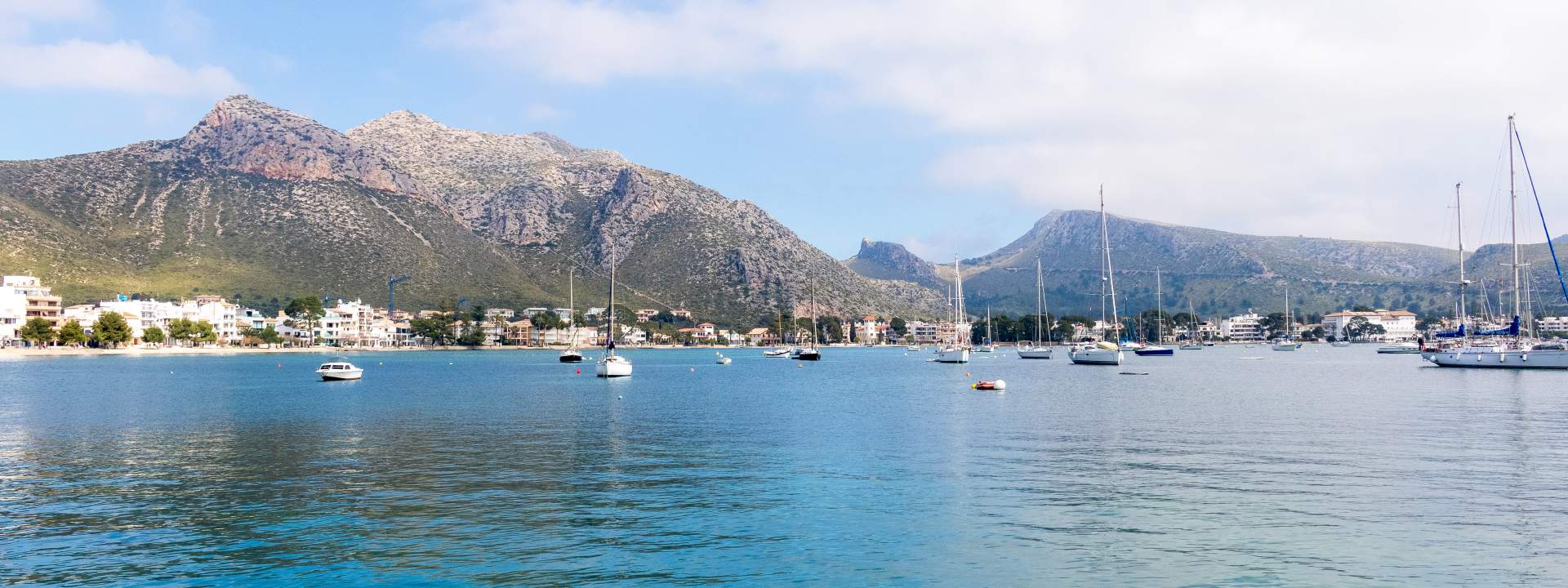 Scoprite la più grande isola delle Baleari in catamarano