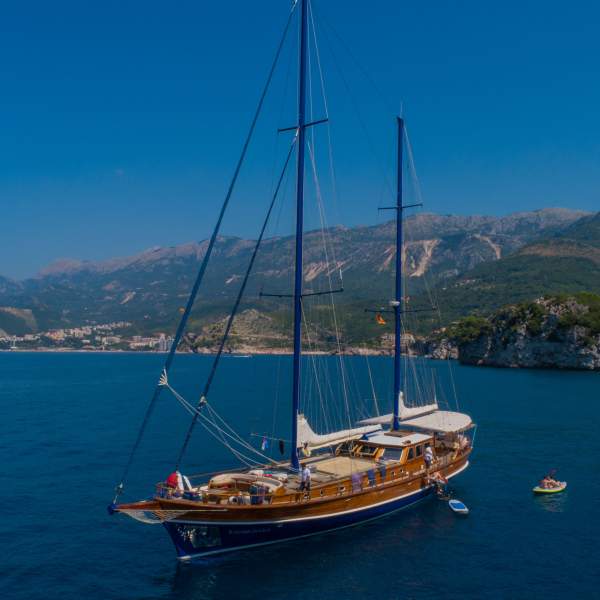 Photo Cruise Montenegro aboard a gulet
