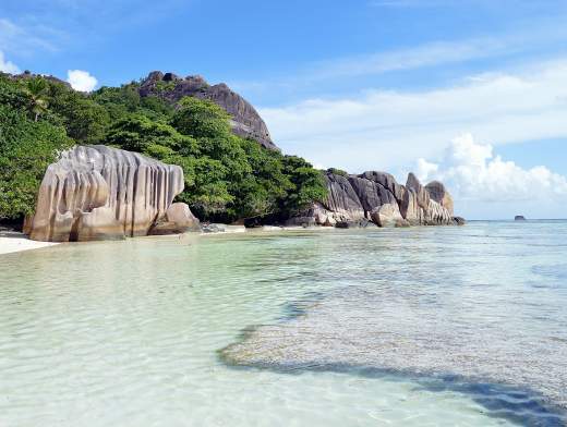 The charm of the Seychelles in Lagoon 620