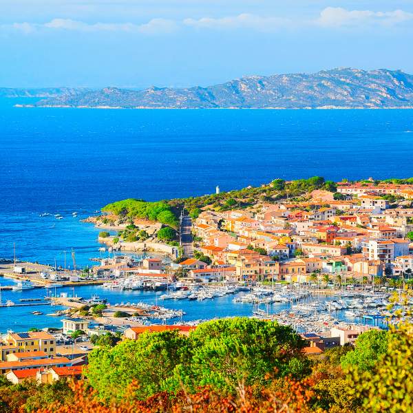 Photo De la Sardaigne à la Corse en catamaran