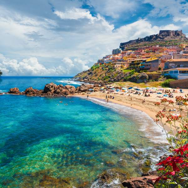 Photo De la Sardaigne à la Corse en catamaran