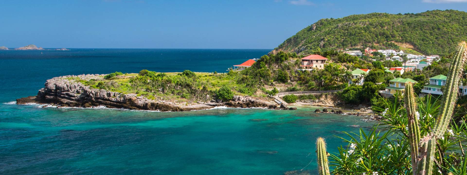 Explorez les Petites Antilles & St-Barthelemy à la voile