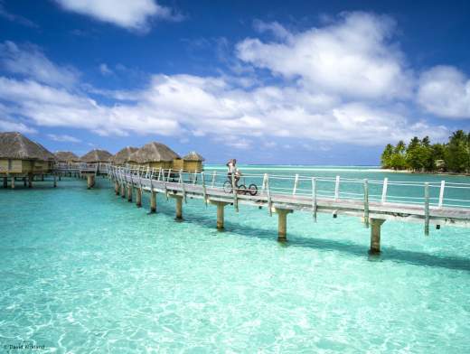 Tahiti & the islands by yacht