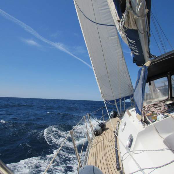 Photo Kreuzfahrt auf einem Segelboot in Sardinien