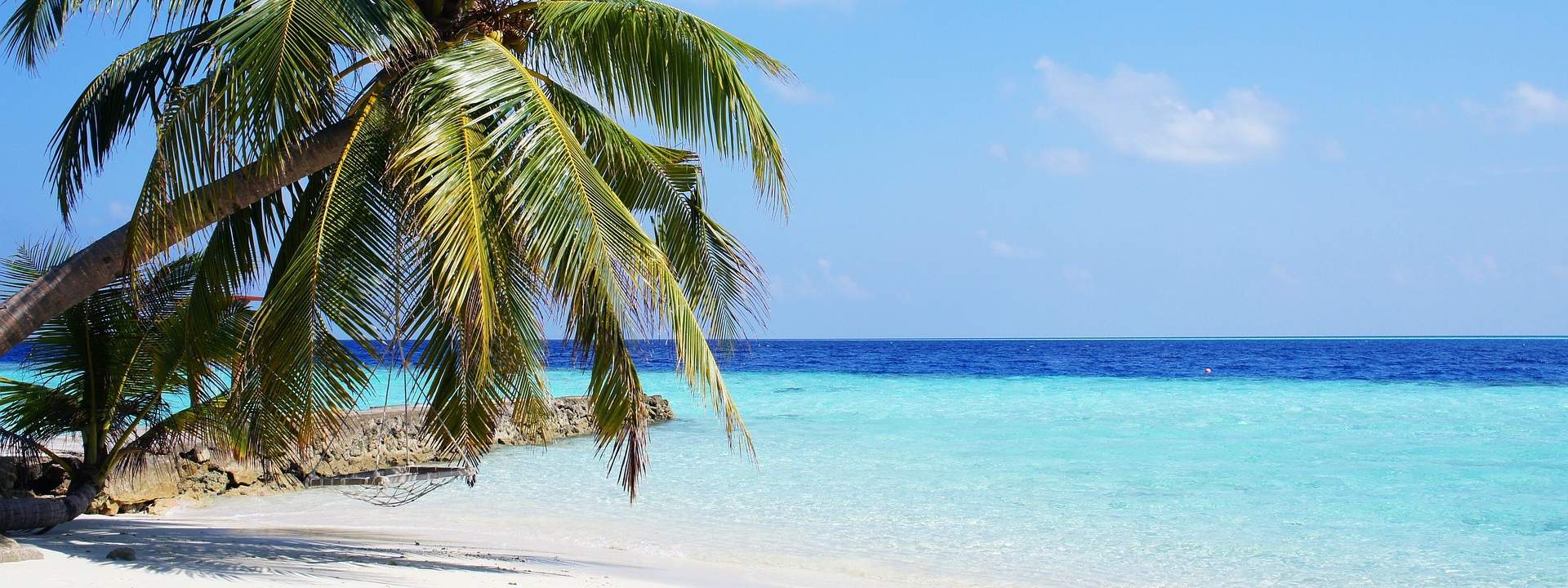 Naviguez entre les atolls des Maldives à bord d'une charmante goélette