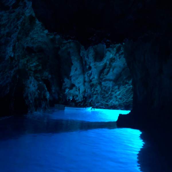 Les grottes bleues