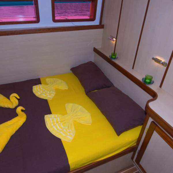 Double cabin with private bathroom