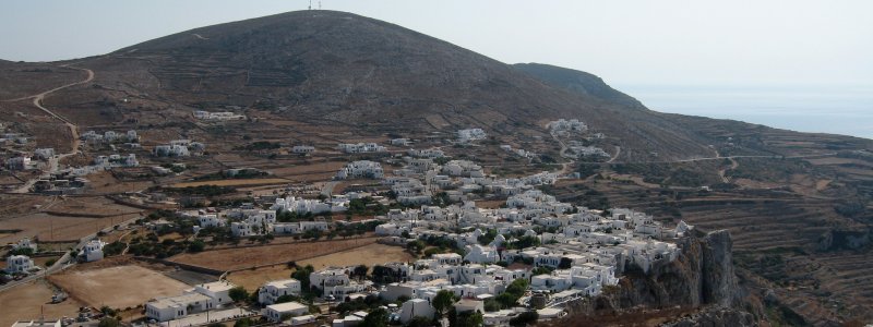 Yacht charter Folegandros