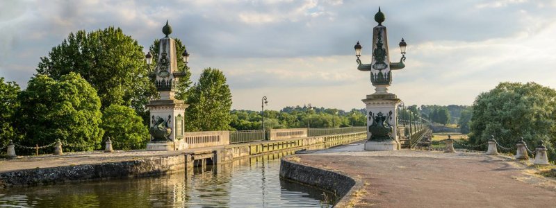 Czarter jachtów Briare