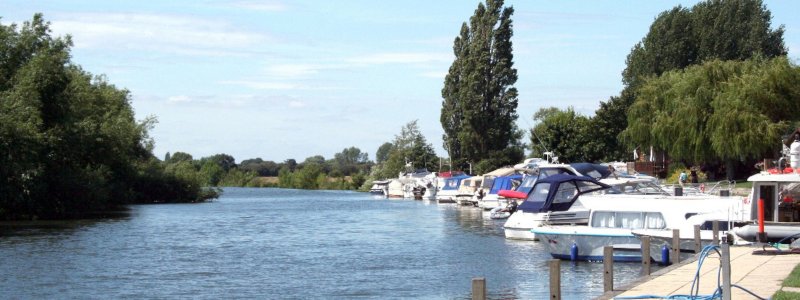 Hausboot mieten Benson