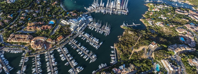 Location Bateaux à moteur Porto Cervo