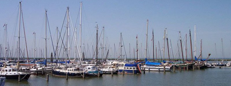Yacht charter Lelystad